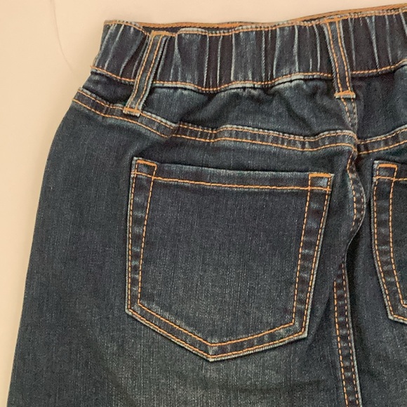 🎉 3 For $20 Cat&Jack Girl Denim Skirt Size M (7/8) Dark Wash Raw Hem Distressed - Picture 5 of 5